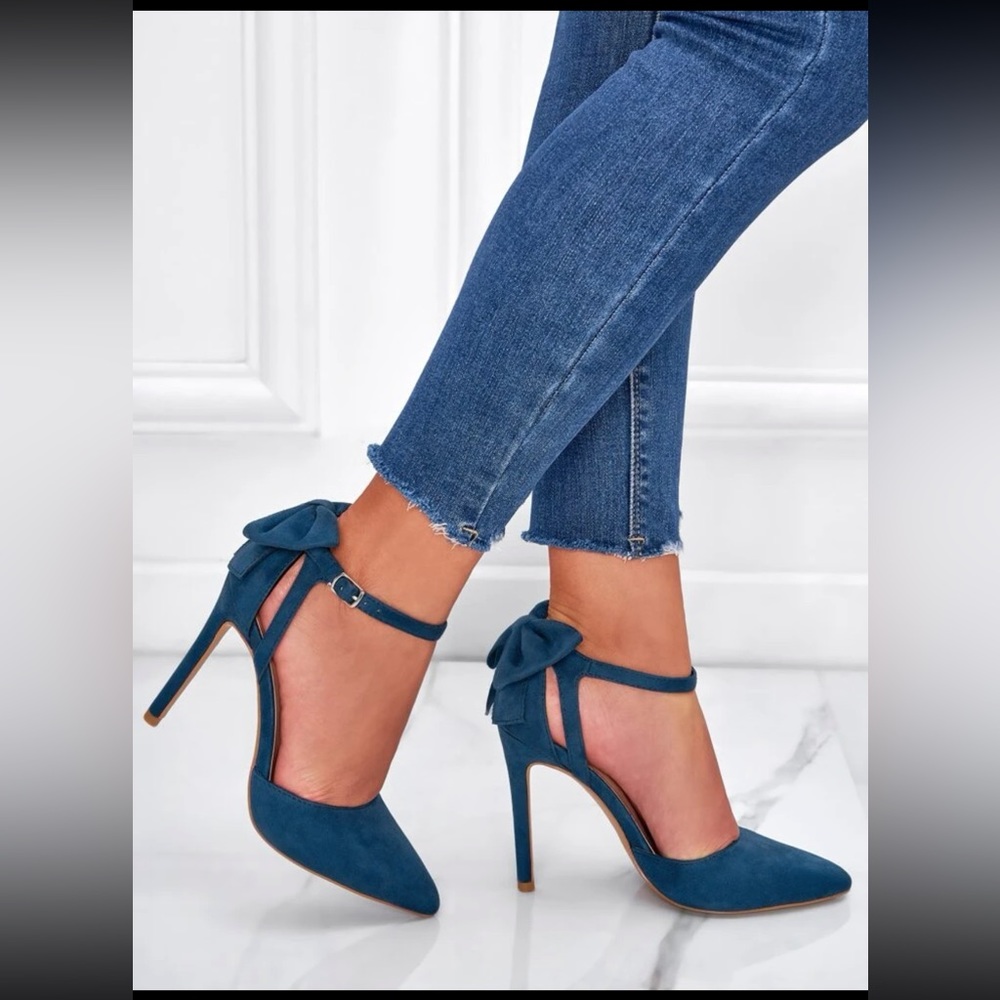 Navy blue Heels